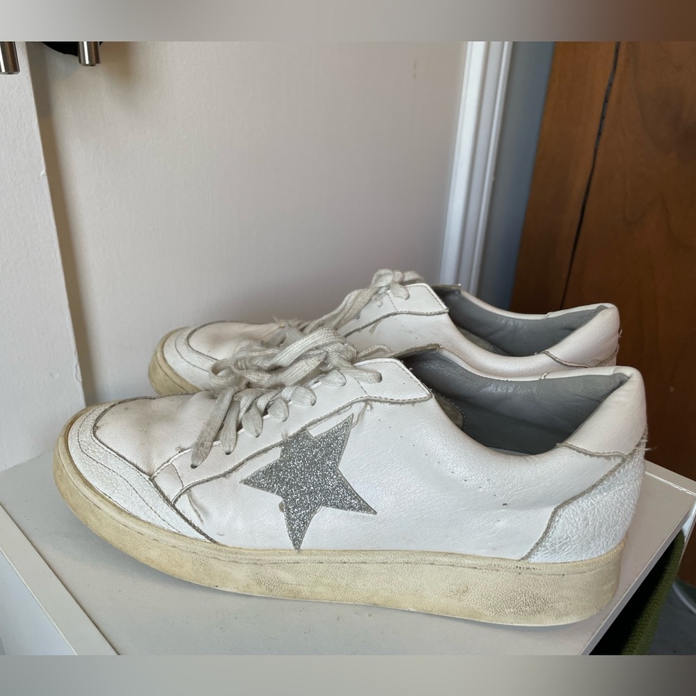 White Raven Sneakers